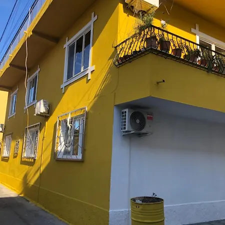 Cozy Centrally Located For Two 2, 10 Min Walk From Center Appartement