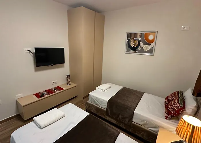 Apartament Cozy Centrally Located For Two 2, 10 Min Walk From Center